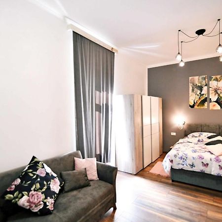 Apartment Carissima-Direct On Sea, Lovran-Opatija Zewnętrze zdjęcie