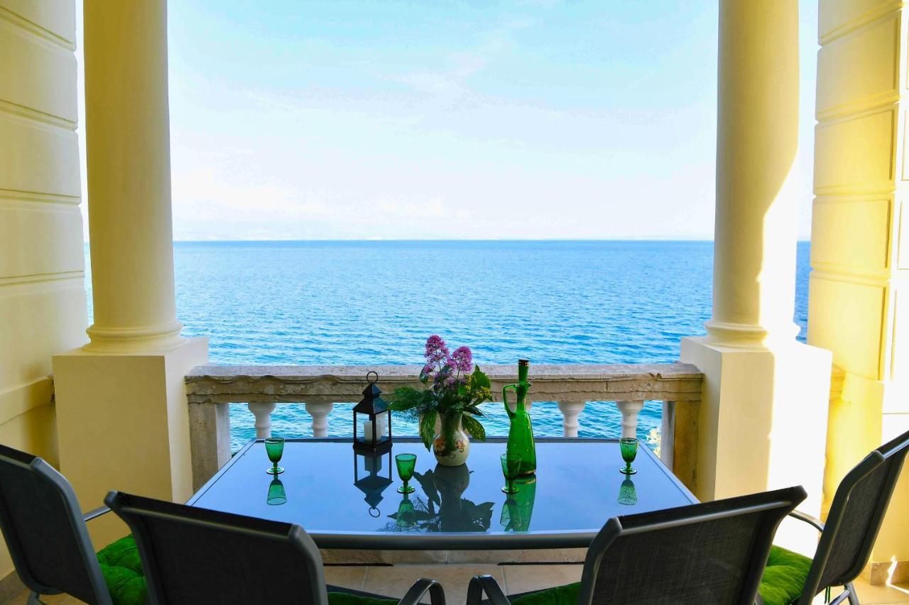 Apartment Carissima-Direct On Sea, Lovran-Opatija Zewnętrze zdjęcie